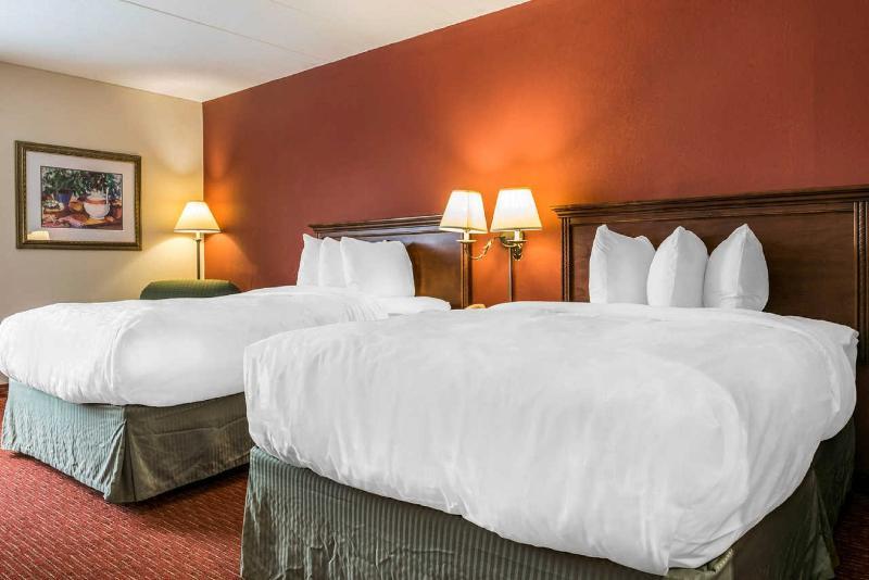 Clarion Hotel Indianapolis Buitenkant foto